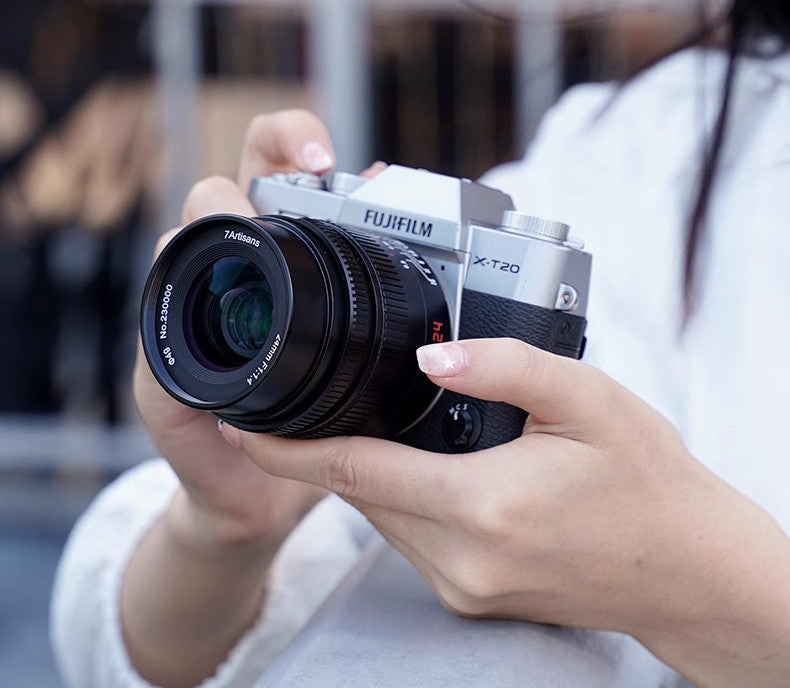 7artisans 24mm f/1.4 APS-C Manual Lens for Fuji X-Mount Sony E Canon EOS M Nikon Z mirrorless camera